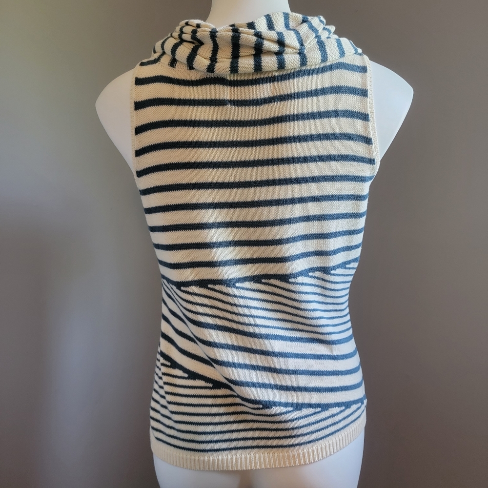 Sparrow Cotton/Linen Top - Picture 4 of 6